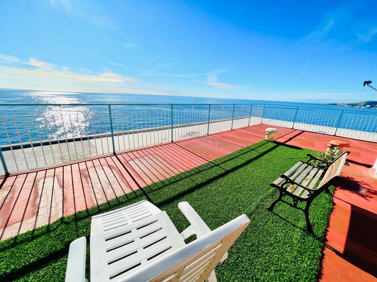 Suite Sunset 21 - Fronte Mare San Remo Kültér fotó